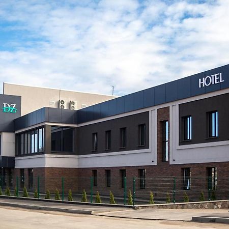 Hotel Dozari Korostyshiv エクステリア 写真